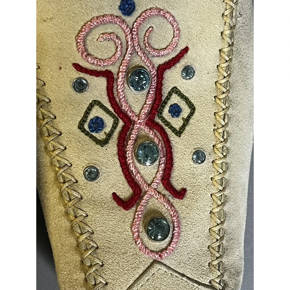 Bruno Magli Shoes Womens EU 36 Beige Suede Loafers‎ Flats Embroidered Rhinestone